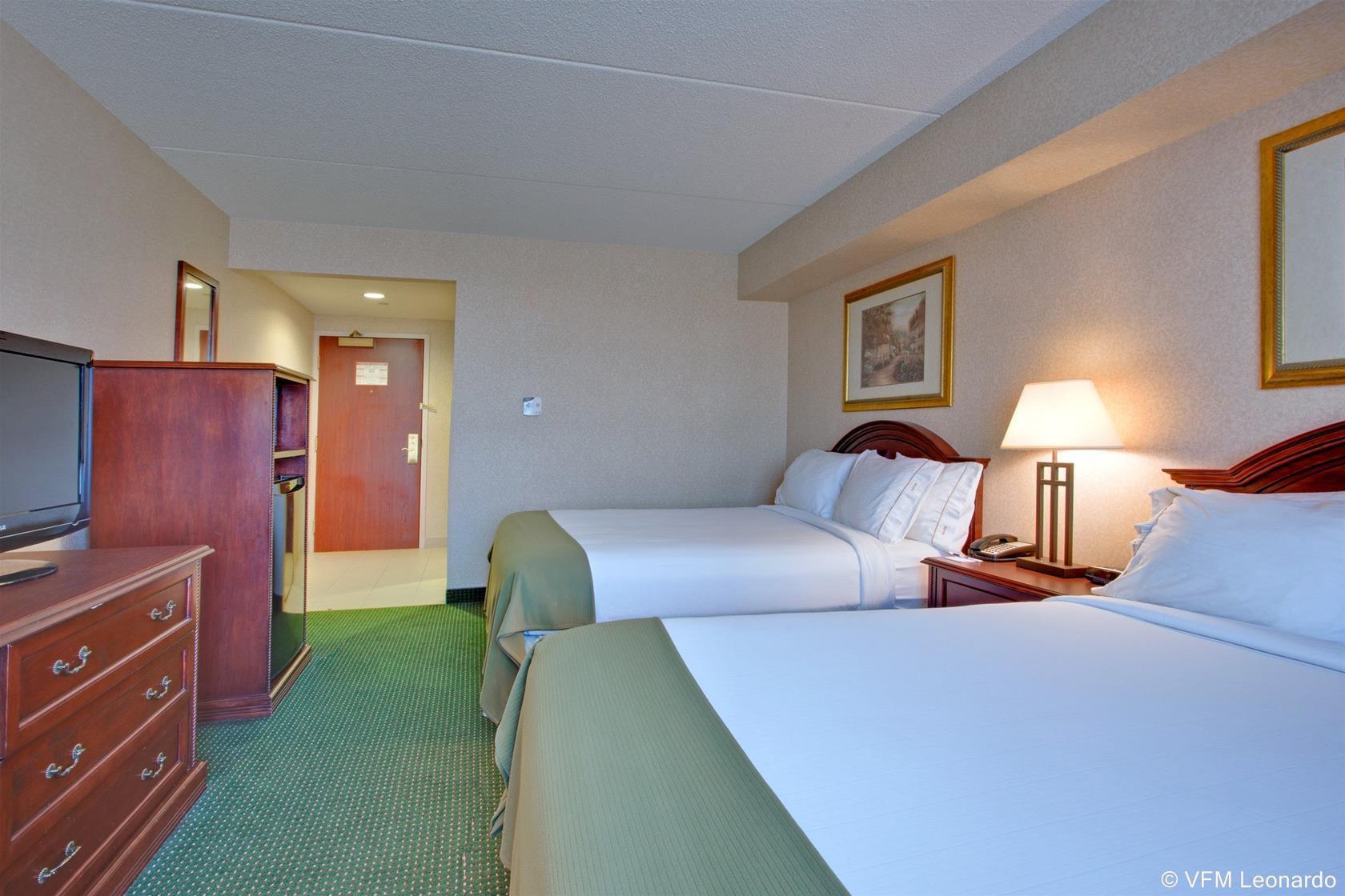 Holiday Inn Express Hotel & Suites Milton By Ihg Extérieur photo