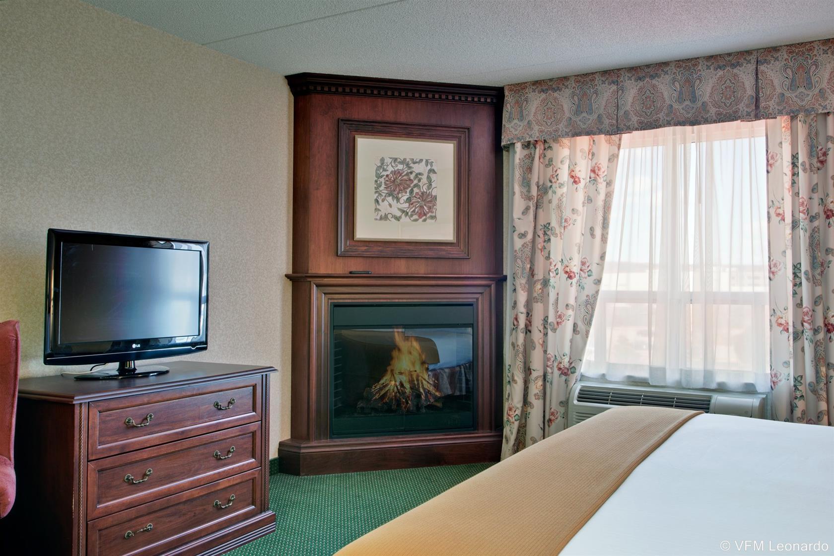 Holiday Inn Express Hotel & Suites Milton By Ihg Extérieur photo