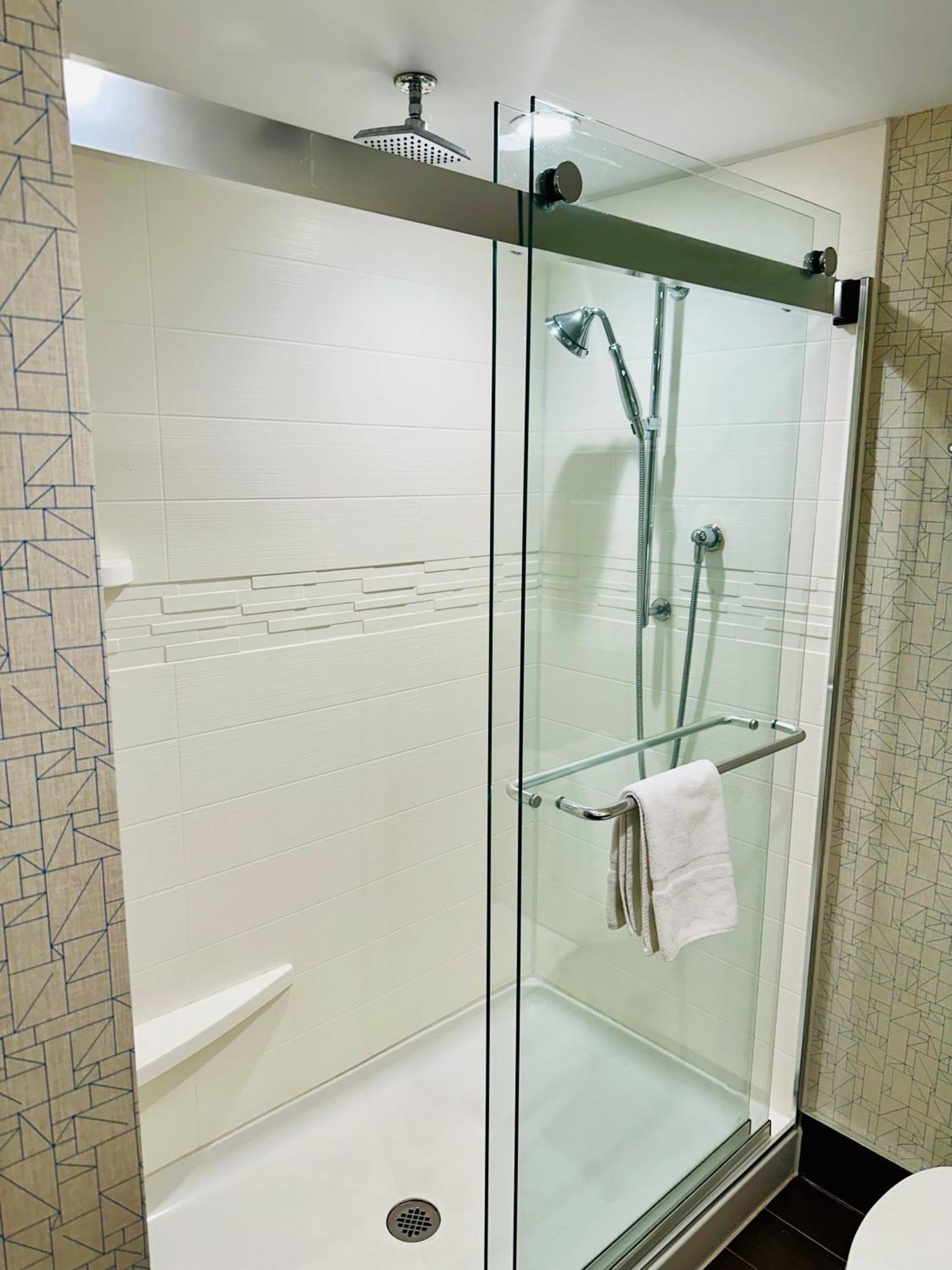 Holiday Inn Express Hotel & Suites Milton By Ihg Extérieur photo